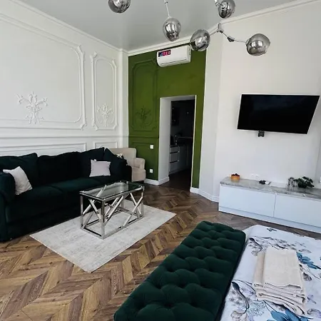 братів рогатинців 43 Lägenhet Lviv